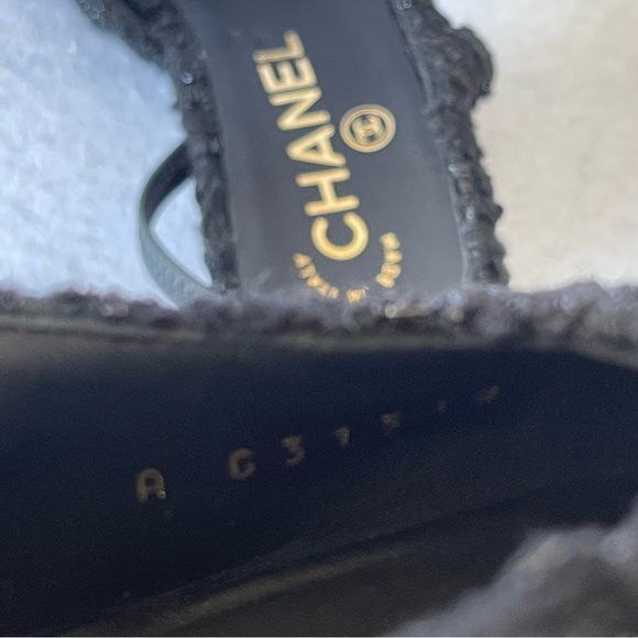 SOLD!! Brand new Authentic Chanel Slingback - Picture 7 of 7